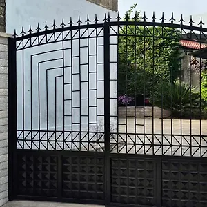 https://house-amades.albaniahotels.org